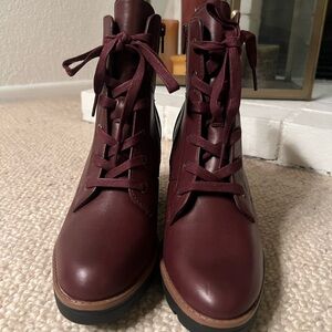 Women's Burgundy Lace-Up Boots